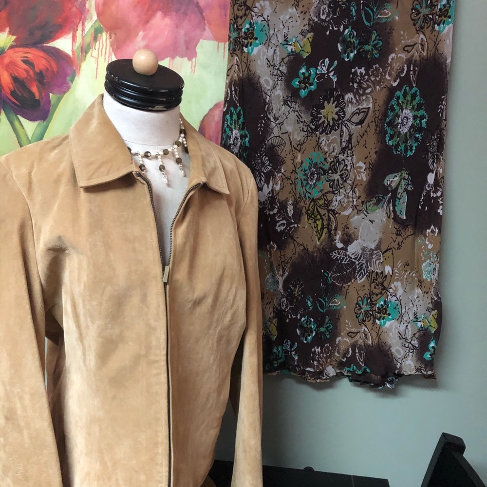 Swede Siena jacket w/brown flowered skirt 2 match